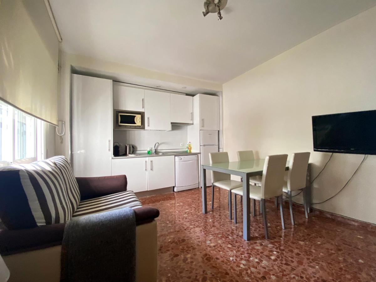 Apartment Wall Center - Aloha Sevilla Exterior photo
